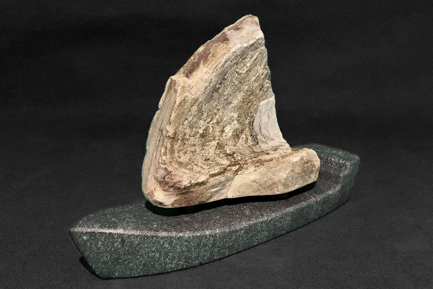 Embarcação Incógnita